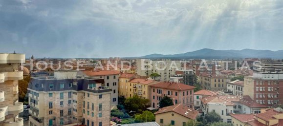 3 bedrooms Apartment in Livorno, Italy No. 348982 30