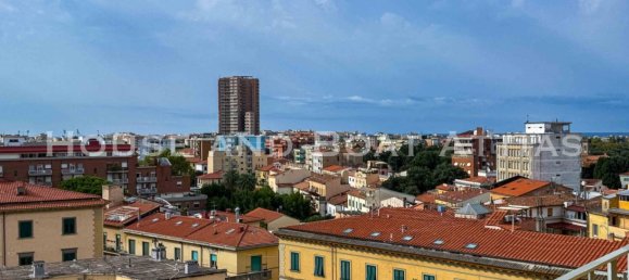 3 bedrooms Apartment in Livorno, Italy No. 348982 11