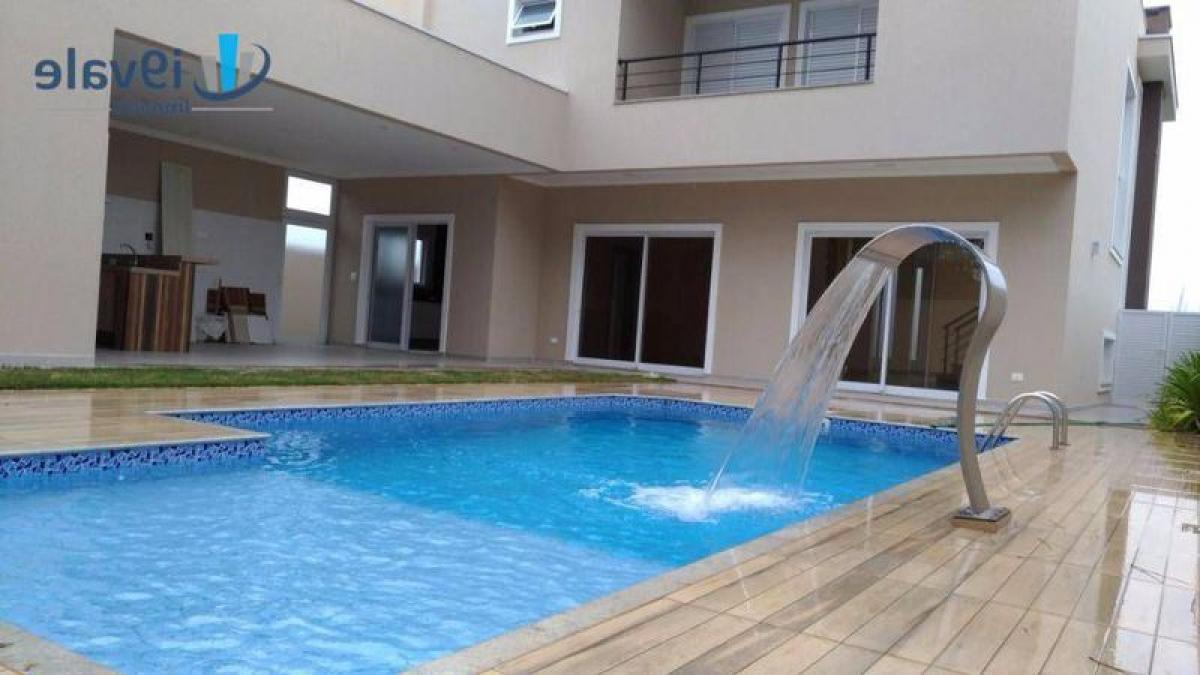 Casa de 5 dormitorios en Sao Paulo, Brazil No. 524998