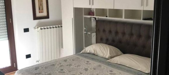 4 rooms Apartment in Rome, Italy No. 37647 6