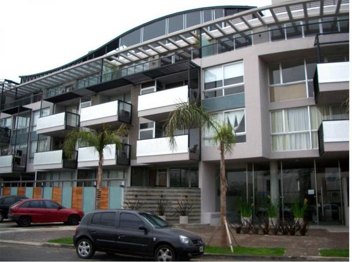 Studio in Buenos Aires, Argentina No. 72652