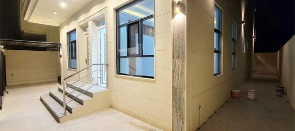 5 bedrooms Villa in Al Yasmeen, UAE No. 25630 2