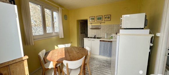 Дом с 5 комнатами в Плугрескан, Франция № 202089 6