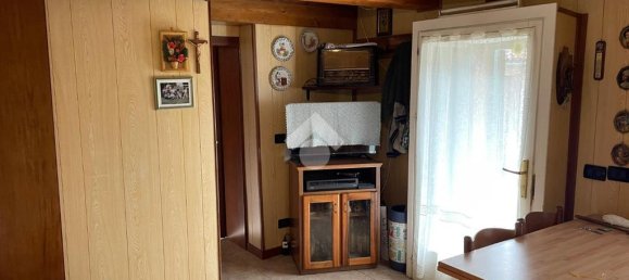 2 bedrooms House in Lusiana Conco, Italy No. 122103 9