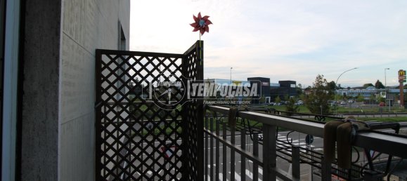 Квартира с 1 спальней в Колоньо Монцезе, Италия № 361502 3