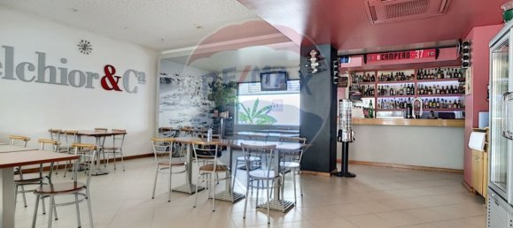 388m² Building in Albufeira, Portugal No. 40889 3