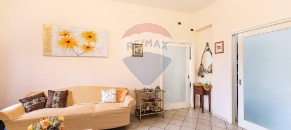 5 rooms Apartment in Jesi, Italy No. 2461 3