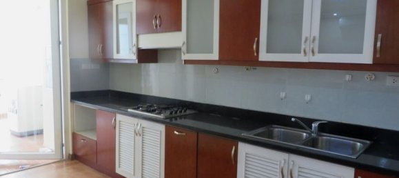 3 bedrooms Apartment in Cau Giay, Vietnam No. 4112 3