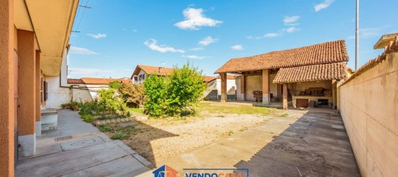 3 bedrooms Villa in Lombriasco, Italy No. 280831 36