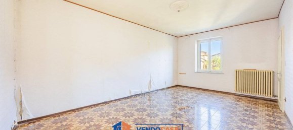 3 bedrooms Villa in Lombriasco, Italy No. 280831 7