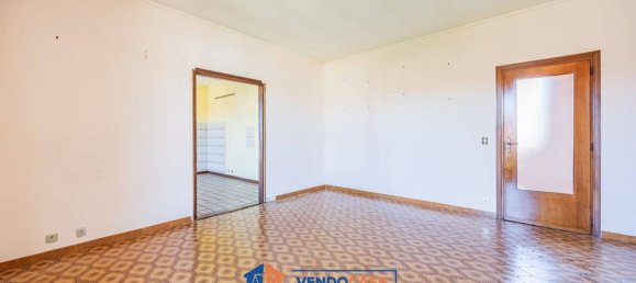 3 bedrooms Villa in Lombriasco, Italy No. 280831 16