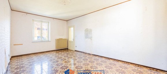 3 bedrooms Villa in Lombriasco, Italy No. 280831 9