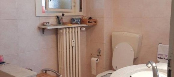 4 rooms Apartment in Turin, Italy No. 75467 6