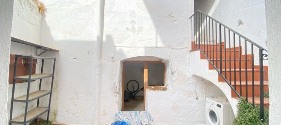 7 bedrooms Townhouse in Marbella, Spain No. 253051 11