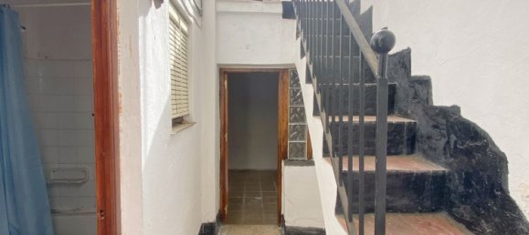 7 bedrooms Townhouse in Marbella, Spain No. 253051 9