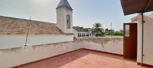 7 bedrooms Townhouse in Marbella, Spain No. 253051 3
