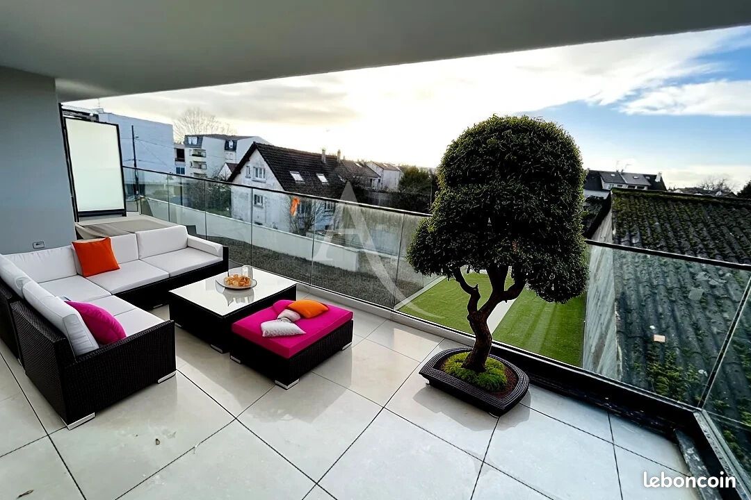 2 Schlafzimmer Wohnung in Noisy-le-Grand, France, Nr. 184006