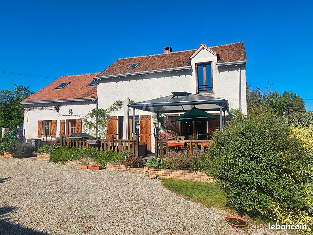 3 غرف نوم منزل في Cere-la-Ronde, France رقم 268743