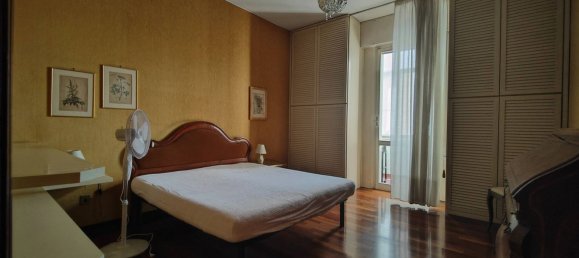 5 bedrooms Apartment in Pesaro, Italy No. 329924 10