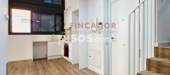 Dúplex de 2 dormitorios en Barcelona, Spain No. 141814 3