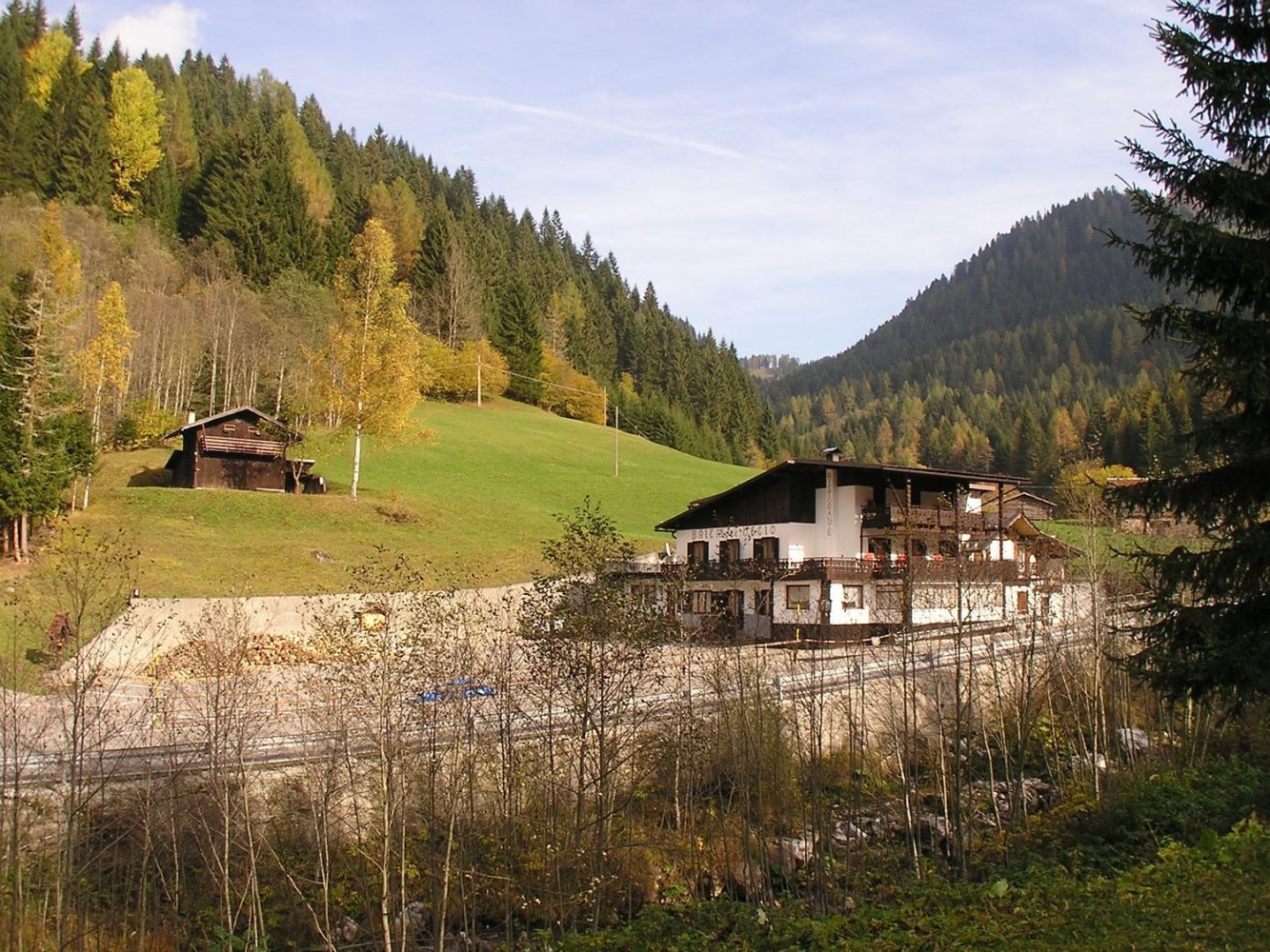 Edifício em Primiero San Martino di Castrozza, Italy 600 m² N.º 148461