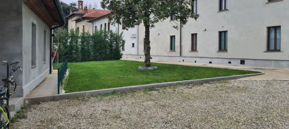 5 bedrooms Villa in Milan, Italy No. 357912 6