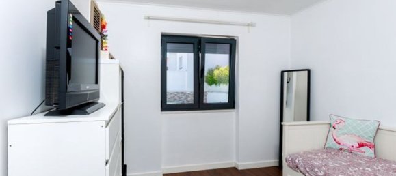 4 bedrooms House in Corroios, Portugal No. 173007 35