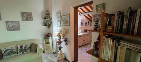 4 rooms Apartment in Monteriggioni, Italy No. 133090 6