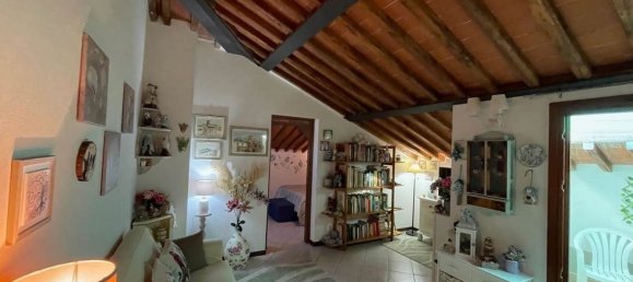 4 rooms Apartment in Monteriggioni, Italy No. 133090 11