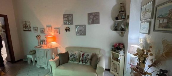 4 rooms Apartment in Monteriggioni, Italy No. 133090 7