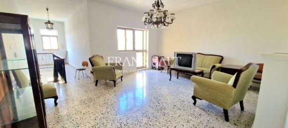 3 bedrooms Maisonette in Hamrun, Malta No. 2914 2