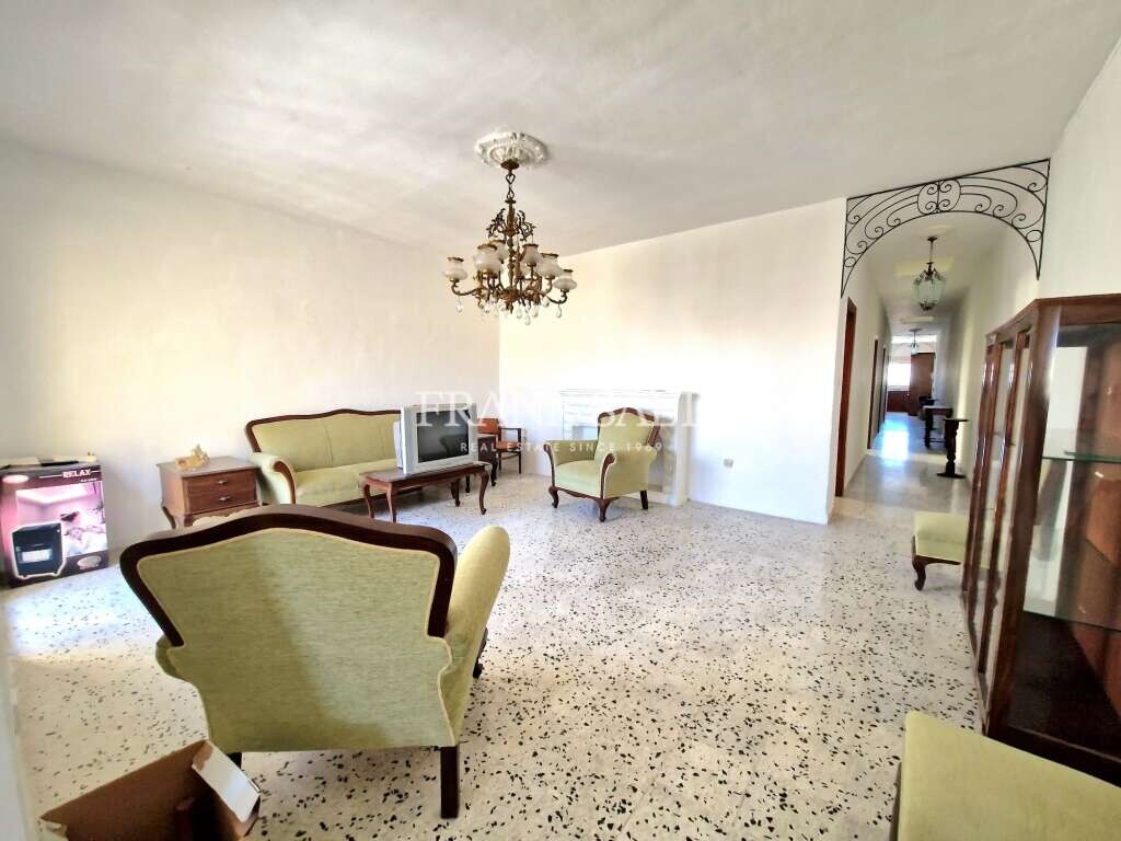 3 bedrooms Maisonette in Hamrun, Malta No. 2914