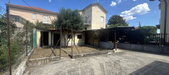 3 bedrooms House in Rho, Italy No. 370146 11