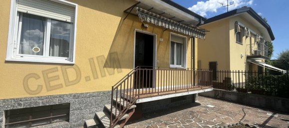 3 bedrooms House in Rho, Italy No. 370146 7