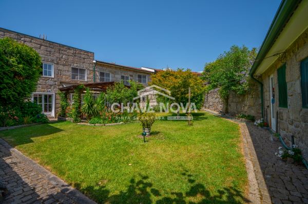 8 chambres Maison à Castelo da Maia, Portugal No. 262484
