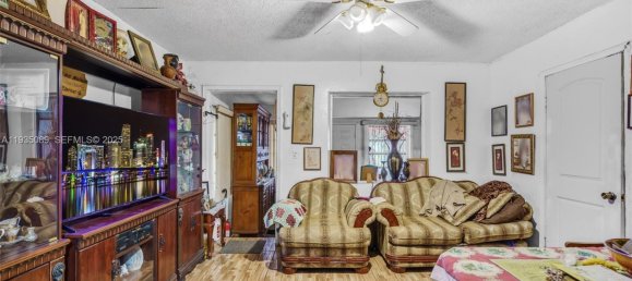 2 Schlafzimmer Villa in Miami, USA, Nr. 615749 12
