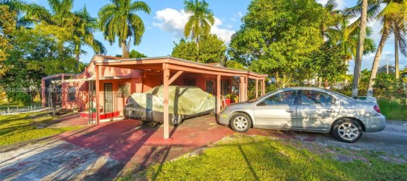 2 Schlafzimmer Villa in Miami, USA, Nr. 615749 5