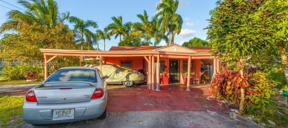 2 Schlafzimmer Villa in Miami, USA, Nr. 615749 8