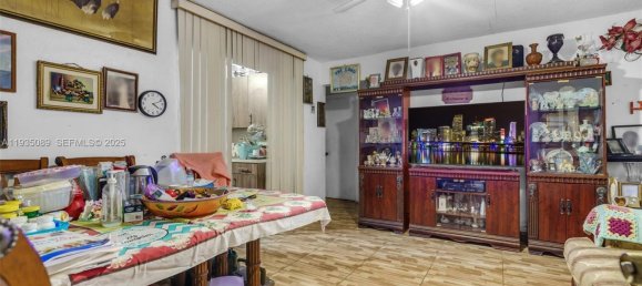 2 Schlafzimmer Villa in Miami, USA, Nr. 615749 13