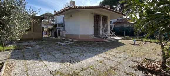 4 rooms Villa in Comacchio, Italy No. 166210 3