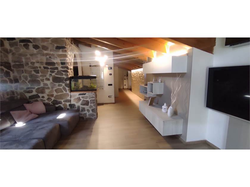 Квартира с 2 спальнями в Трамбилено, Италия № 275687