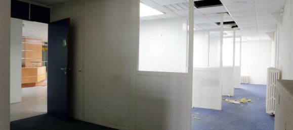 Büro in Le Mans, France 754m², Nr. 360538 5