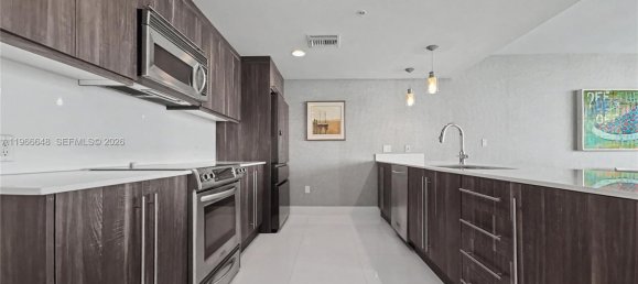 1 dormitorio propiedad comercial en alquiler en Miami, Miami-Dade, Florida, USA № 614427 8