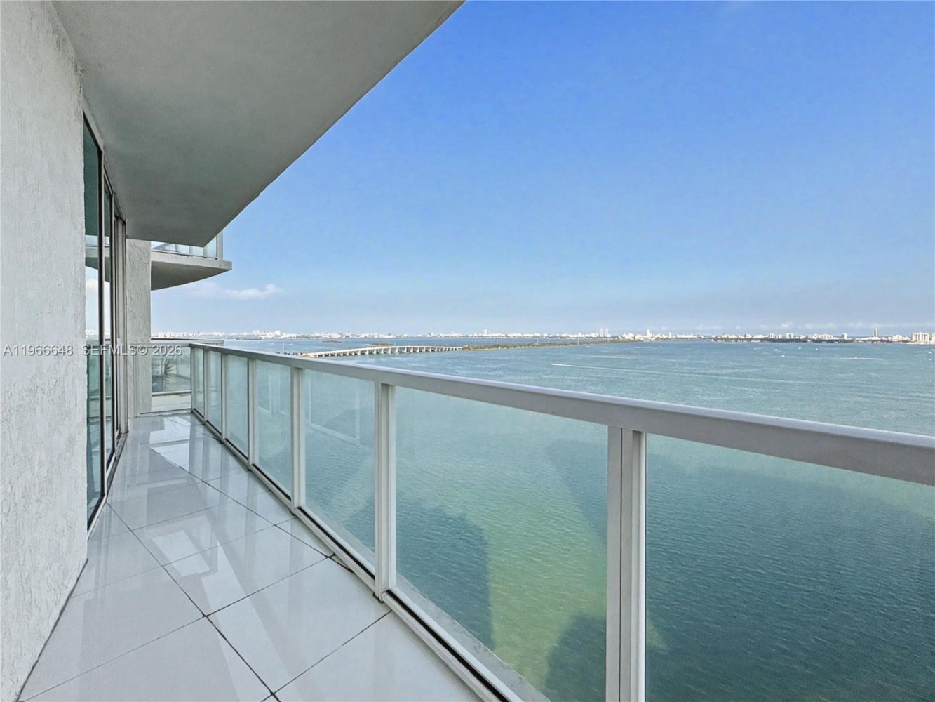 1 dormitorio propiedad comercial en alquiler en Miami, Miami-Dade, Florida, USA № 614427