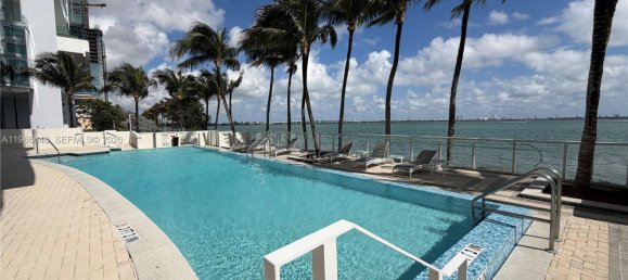 1 dormitorio propiedad comercial en alquiler en Miami, Miami-Dade, Florida, USA № 614427 18