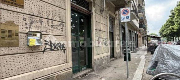 80m² Commercial property in Turin, Italy No. 272609 2