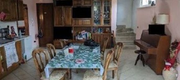 Дом с 7 комнатами в Неттуно, Италия № 184424 13