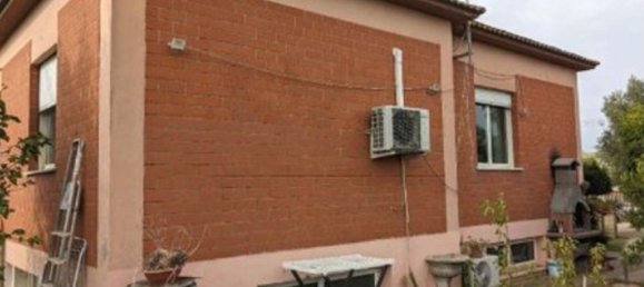 Дом с 7 комнатами в Неттуно, Италия № 184424 6