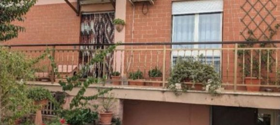 Дом с 7 комнатами в Неттуно, Италия № 184424 3