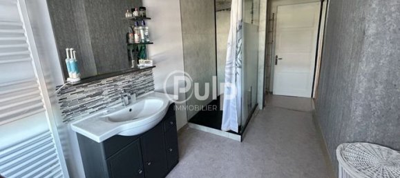 2 bedrooms House in Grenay, France No. 310151 2